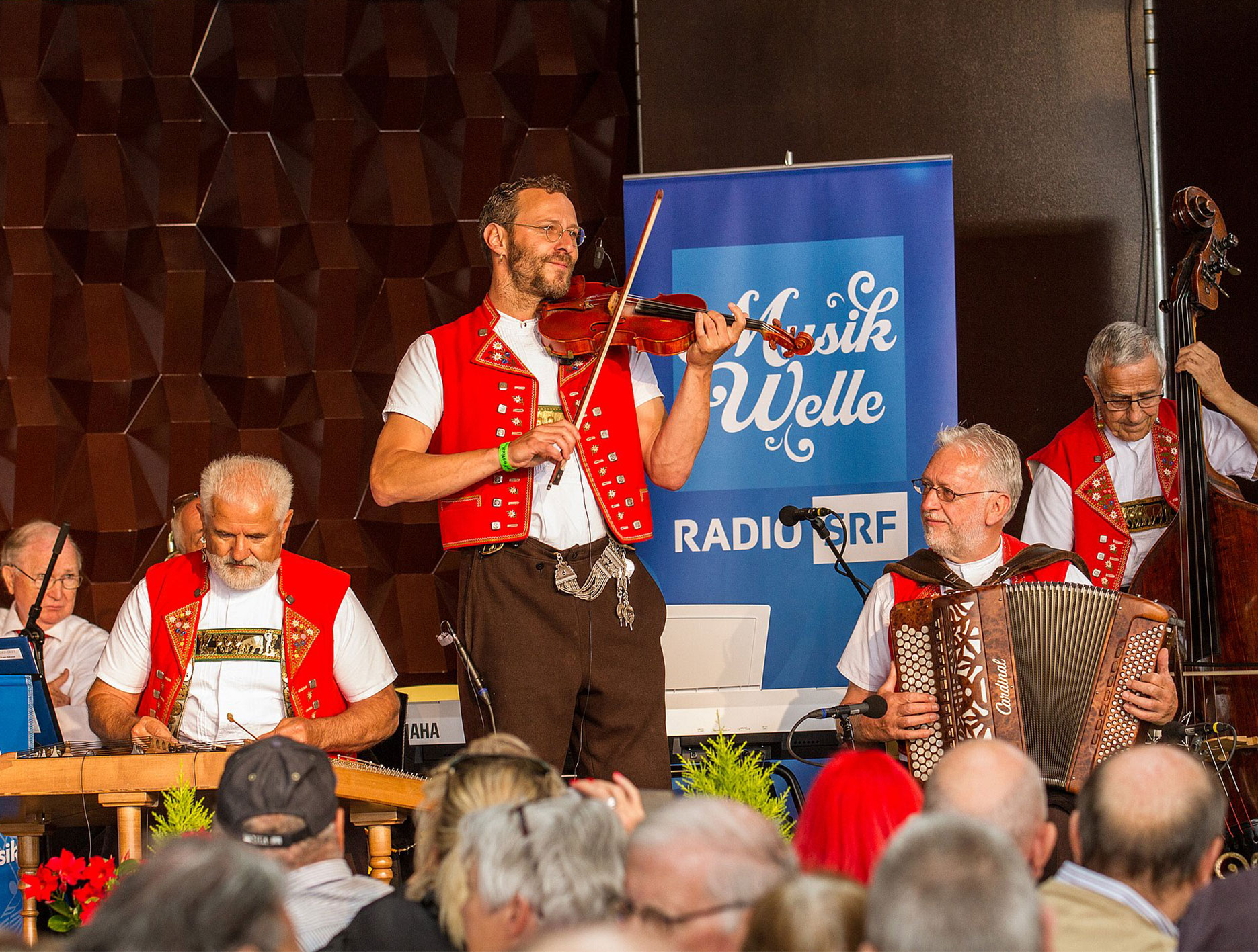 Heirassa-2016-8260_2000x1333