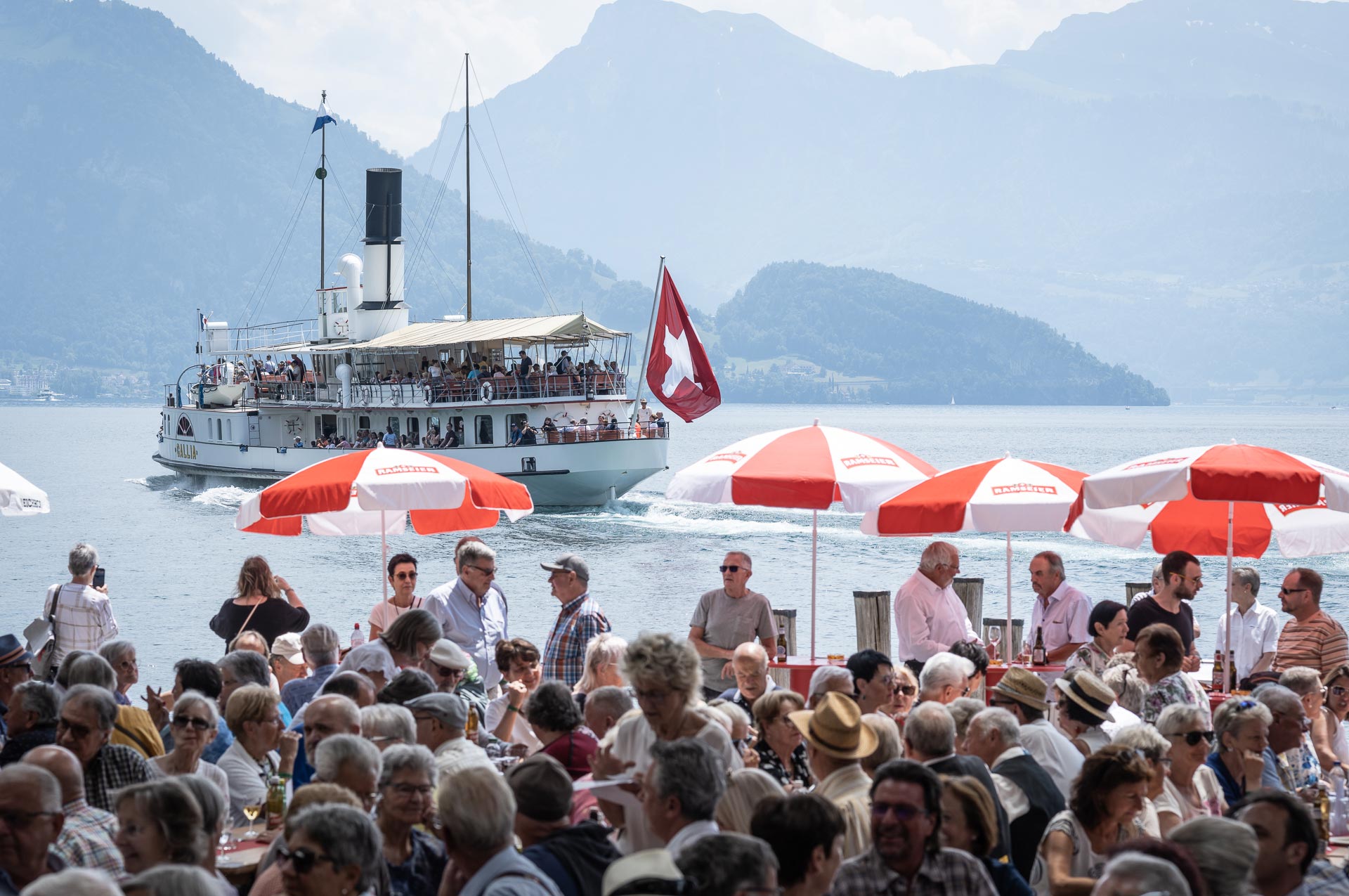 Start bei idealem Wetter