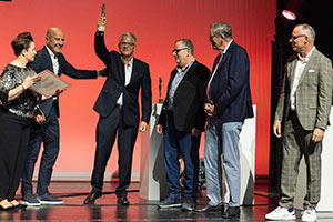 Foto anlässlich der Preisübergabe des Tourismus Awards